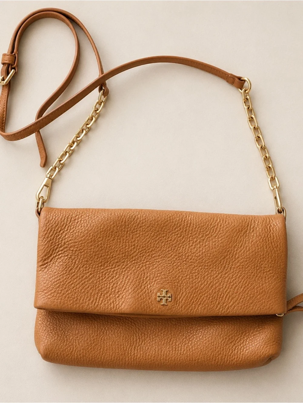 🤎 Tory Burch Thea Pebbled Leather Foldover Convertible Crossbody Bag Camel